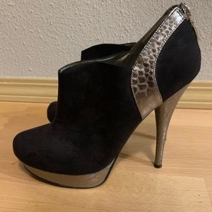 Guess High Heels